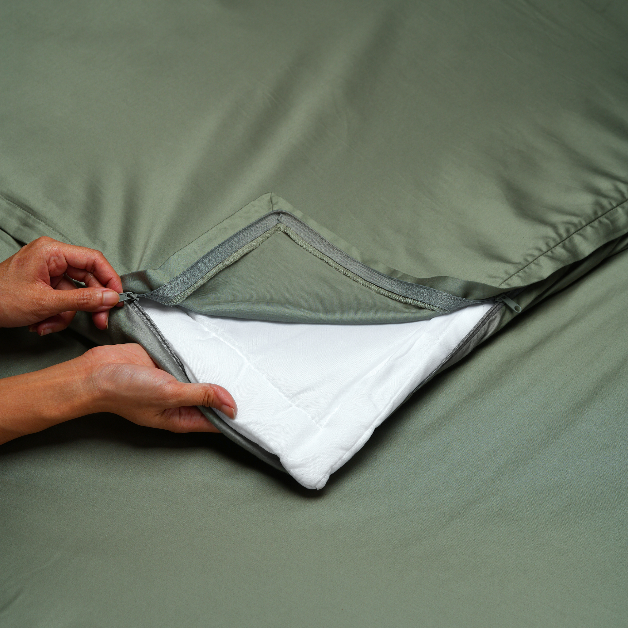 Dekbedovertrek met rits olijf groen katoen satijn – 300TC